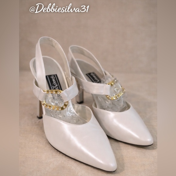 Stuart Weitzman Shoes - Brand new Stuart Weitzman high heel FIRM